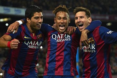 Bộ ba sát thủ Messi - Suarez - Neymar giúp Barca thâu tóm mọi danh hiệu mùa trước.Ảnh: Bleacherreport.