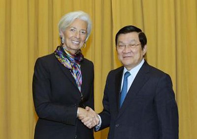 Chủ tịch nước Trương Tấn Sang tiếp Tổng Giám đốc IMF. Ảnh TTXVN