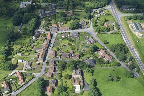  Hình ảnh ngôi làng nhìn từ trên cao