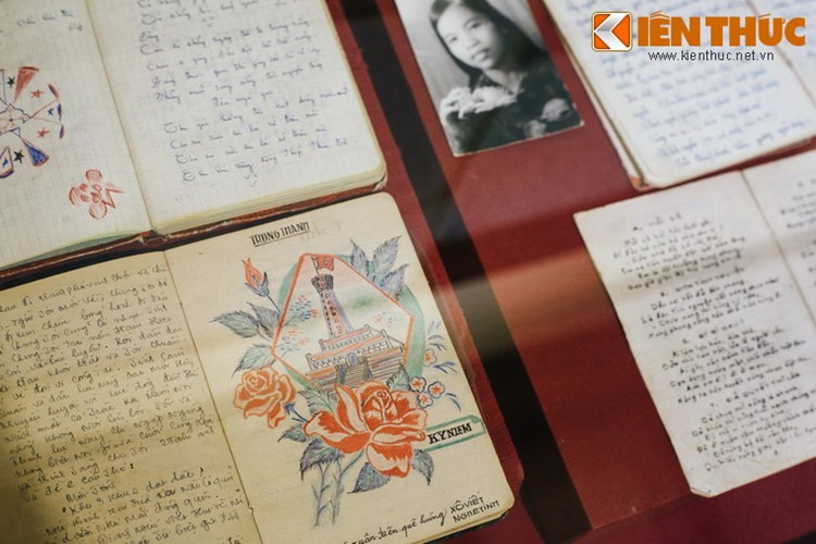 Sổ nhật ký kỷ vật của đồng chí Mai Trung Thành do cựu chiến binh Hoa Kỳ trao trả năm 2010.