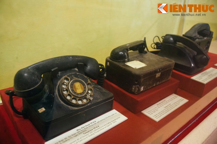 Máy điện thoại TP-6-A, Trung đoàn 48, Sư đoàn 320 thu được trong trận giải phóng Chi khu quân sự Cam Lộ, Quảng Trị, ngày 9/4/1972.