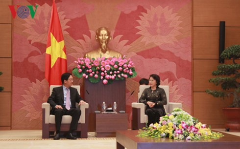 Chủ tịch Quốc hội trong buổi tiếp Đại sứ Trung Quốc.
