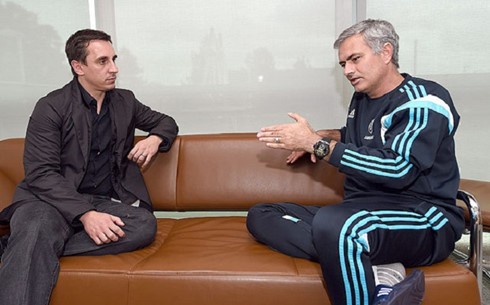Mourinho mời Gary Neville làm trợ lý HLV. (Ảnh: Getty)