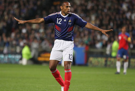   6. Thierry Henry (Pháp, 6 bàn) - EURO 2000, 2004, 2008.