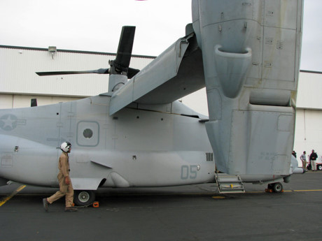 Nhờ trang bị 2 động cơ АЕ1107С Liberty có tổng công suất 6.150 mã lực, V-22 có khả năng đạt tốc độ bay tối đa tới 510 km/h ở chế độ máy bay và 184 km/h ở chế độ trực thăng. (Ảnh: smugmug)