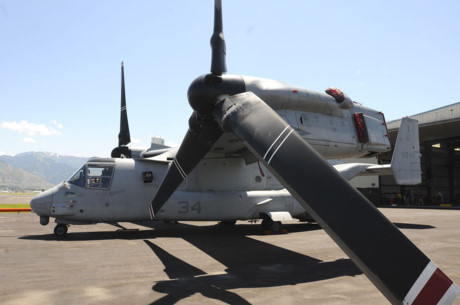 V-22 Osprey dài 17,5 m, sải cánh 14 m và có trọng lượng rỗng 15 tấn. (Ảnh: bloximages)