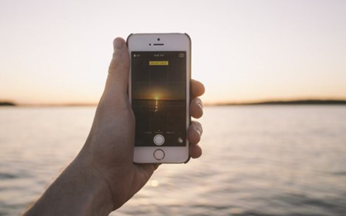  Với một chiếc smartphone trong tay, bạn có thể cài đặt nhiều ứng dụng hữu ích cho kì nghỉ hè