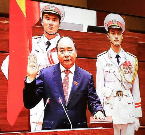 Thủ tướng Nguyễn Xuân Phúc tuyên thệ trước Quốc hội. 