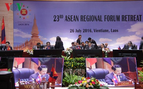Quang cảnh cuộc họp Diễn đàn Khu vực ASEAN (ARF) lần thứ 23.