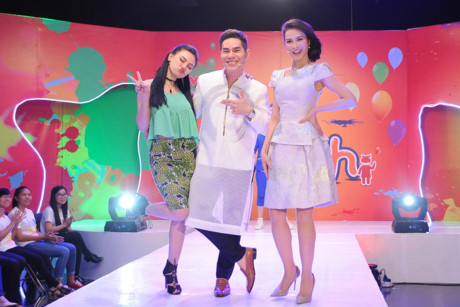 Cô tham dự chương trình với vai trò ban giám khảo bên cạnh MC – diễn viên Thanh Mai và đạo diễn Nguyễn Hưng Phúc.