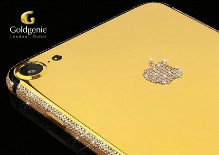  Trong khi đó, Goldgenie có trụ sở tại London (Anh) cũng bắt đầu nhận đơn hàng mạ vàng iPhone 7. Đây là công ty chuyên mạ vàng và đá quý cho smartphone, tablet, laptop... thậm chí cả xe đạp.