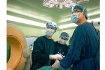 O-arm: Sự thay đổi vượt bậc trong phẫu thuật cột sống