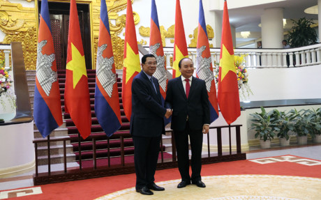 Chuyến thăm chính thức Việt Nam lần này của Thủ tướng Campuchia Hun Sen sẽ tiếp tục vun đắp quan hệ láng giềng hữu nghị và hợp tác toàn diện Việt Nam-Campuchia.