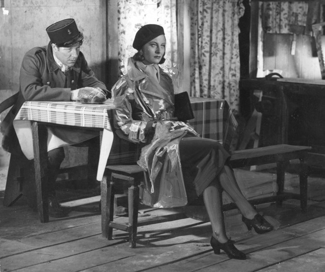 Michele Morgan và Jean Gabin trong “Port of Shadows” năm 1938. (Nguồn: AFP/Getty Images)