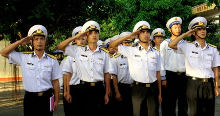 Cán bộ, chiến sĩ Trạm Ra đa 625- Vùng E Hải Quân trên đảo Hòn Đốc  (Hà Tiên, Kiên Giang).