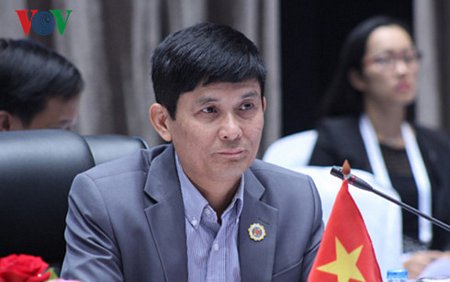 Đại sứ Nguyễn Hoành Năm, Trưởng Phái đoàn Đại diện Thường trực Việt Nam tại ASEAN.