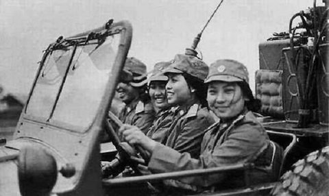 Các nữ chiến sĩ thông tin Việt Nam trên mặt trận biên giới 1979