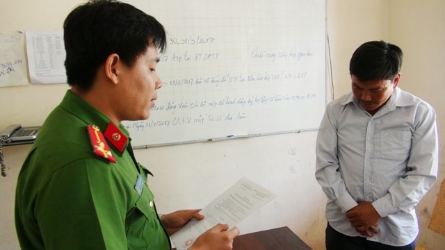  Thi hành lệnh bắt giam Nguyễn Hữu Thân