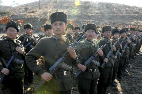 Các binh sỹ thuộc lực lượng vũ trang Triều Tiên.