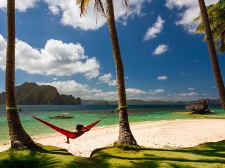   Đảo Palawan, Philippines: Hòn đảo là niềm tự hào của người dân Philippines với những bãi biển cát trắng đẹp nhất thế giới.