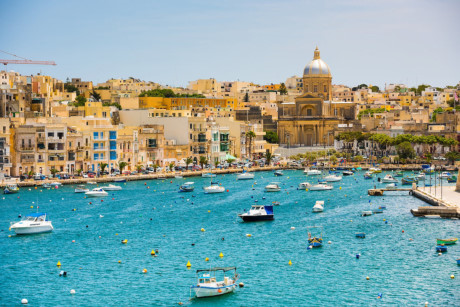 Malta: Thành phố của những bãi biển đẹp hay những bến cảng tấp nập tàu thuyền qua lại.