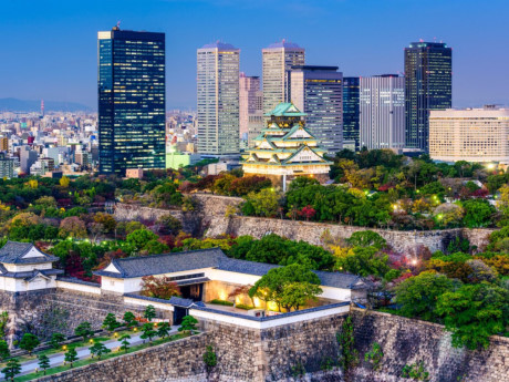 Osaka, Nhật Bản: Nổi tiếng là thành phố phát triển nhanh nhất thế giới nhưng vẫn giữ được vẻ đẹp truyền thống qua lối kiến trúc cổ hay những địa danh lịch sử lâu đời.