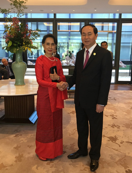 Chủ tịch nước Trần Đại Quang và Cố vấn Nhà nước Myanmar Aung San Suu Kyi