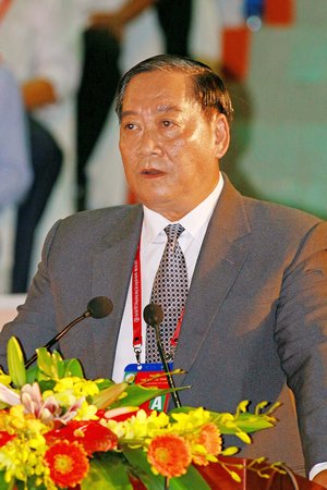Ông Nguyễn Hữu Phước- Phó Chủ tịch UBND tỉnh Bến Tre, Trưởng Ban Chỉ đạo, kiêm Trưởng Ban tổ chức Đại hội TDTT ĐBSCL lần 7- 2017, đã truyền thông điệp đến đại hội.