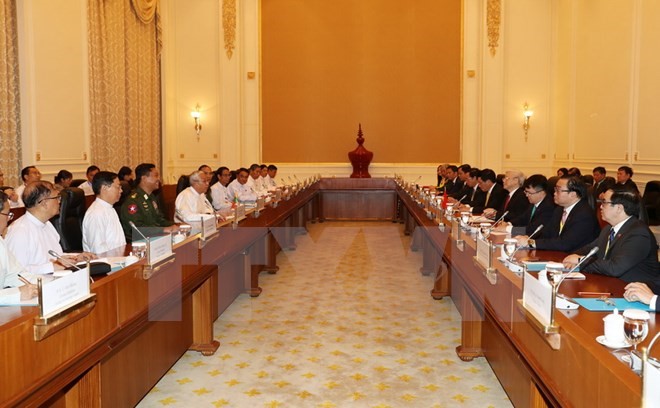 Tổng Bí thư Nguyễn Phú Trọng hội đàm với Tổng thống Myanmar Htin Kyaw. (Ảnh: Trí Dũng/TTXVN)