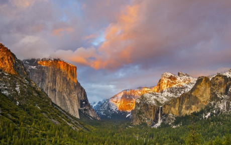 Mỹ. Tại quốc gia khổng lồ này, không thể liệt kê hết các địa điểm đẹp như vườn Quốc gia Yosemite và Grand Canyon, hay hệ thống công viên quốc gia tốt nhất thế giới…