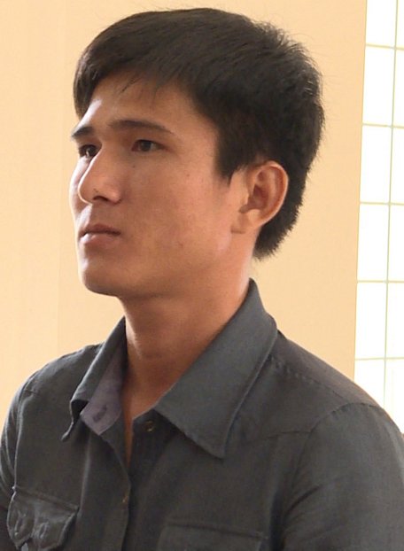 Nữ sinh lớp 9 