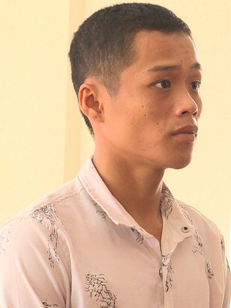 Nữ sinh lớp 9 