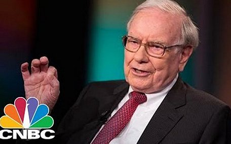 Huyền thoại đầu tư Warren Buffett được Forbes trong danh sách top 10 tỷ phú giàu nhất thế giới