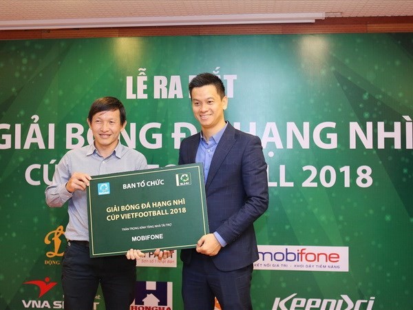 Giải bóng đá Hạng nhì Vietfootball là bước phát triển kế tiếp của bóng đá phong trào Việt Nam. (Ảnh: Lao động)