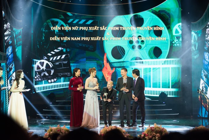 Giải Nữ diễn viên phụ xuất sắc phim truyện truyền hình thuộc về Thanh Hương (Người phán xử). NSƯT Trung Anh (Người phán xử) và Jimmy Khánh (Thương nhớ ở ai) cùng nhận giải Nam diễn viên phụ xuất sắc phim truyện truyền hình.