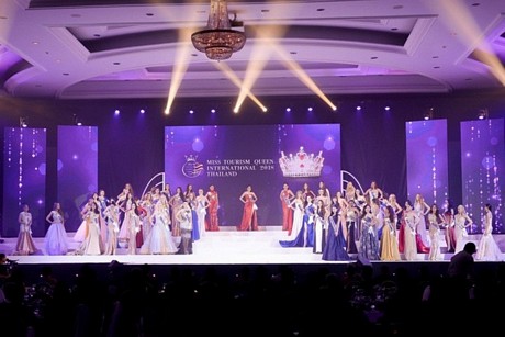 Trong đêm Chung kết, đại diện Việt Nam Nguyễn Diệu Linh được xướng tên nhận danh hiệu Miss Global Tourism - Nữ hoàng du lịch toàn cầu. Đây là kết quả rất bất ngờ khi Nguyễn Diệu Linh được đánh giá cao trong những ngày tham gia tranh tài tại Thái Lan. Thành tích top 10 chung cuộc và danh hiệu Miss Global Tourism chính là phần thưởng cho những nỗ lực của Diệu Linh suốt hành trình vừa qua.