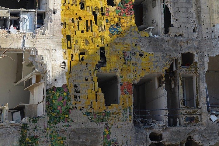 Một tòa nhà ở Syria bị hư hại do giao tranh trong Nội chiến Syria các năm qua.