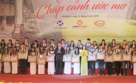 Chủ tịch nước luôn dành nhiều sự quan tâm cho công tác khuyến học, khuyến tài của tỉnh Ninh Bình. Ảnh: baoninhbinh.org.vn