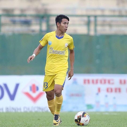 Nguyễn Hoàng Quốc Chí có cơ hội cạnh tranh sòng phẳng ở hàng tiền vệ tuyển Việt Nam