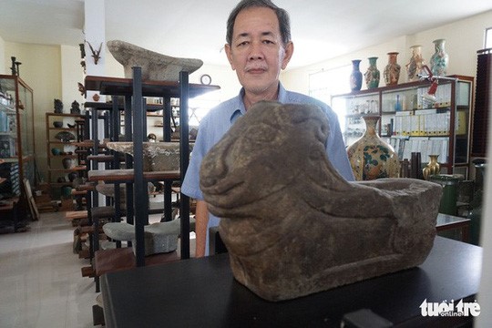 Một góc gian trưng bày cổ vật sông Cửu Long tại nhà riêng của ông Võ Minh Mẫn, TP Cần Thơ - Ảnh: THÁI LỘC