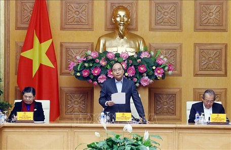 Thủ tướng Nguyễn Xuân Phúc, Trưởng Tiểu ban Kinh tế - Xã hội phát biểu. 