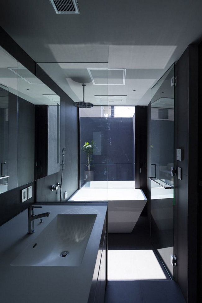 Phòng tắm có thiết kế hiện đại, trẻ trung với những chi tiết hình khối đề cao tính tối giản.