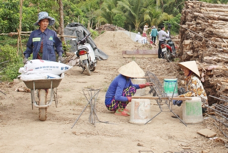 Các công trình hạ tầng xã Hòa Ninh đang được khẩn trương thực hiện.