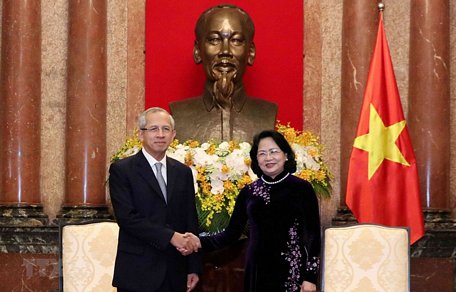  Phó Chủ tịch nước Đặng Thị Ngọc Thịnh tiếp ông Cheep Jullamon, Chánh án Tòa án tối cao Thái Lan đang ở thăm và làm việc tại Việt Nam. (Ảnh: Văn Điệp/TTXVN)
