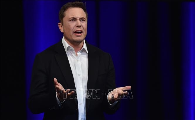 Tỷ phú Elon Musk phát biểu trong một sự kiện ở Adelaide, Australia ngày 29/9/2017. Ảnh: AFP/TTXVN