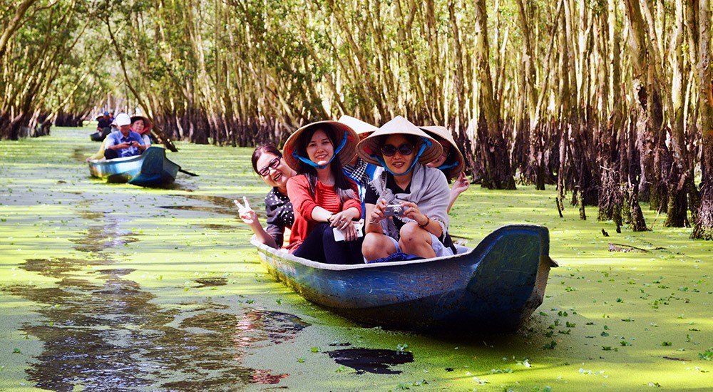 Trải nghiệm mùa nước nổi là đặc sản du lịch của tỉnh An Giang