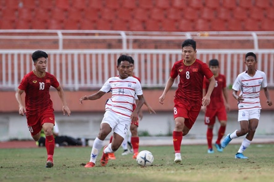 U18 Campuchia liên tục tạo địa chấn ở giải U18 Đông Nam Á 2019 khi đánh bại của U18 Thái Lan và U18 Việt Nam. Ảnh: VFF