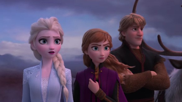 Elsa, Anna và Kristoff trong Frozen 2
