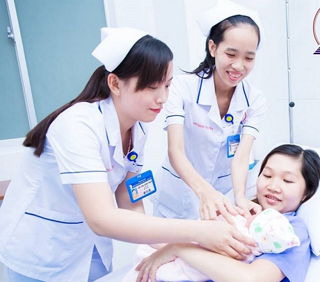Trẻ sơ sinh chào đời ở Bệnh viện Đa khoa tư nhân Triều An- Loan Trâm.