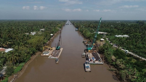 Xâm nhập mặn ở Đồng bằng sông Cửu Long được nhận định kéo dài hơn và trầm trọng hơn. (Nguồn ảnh: TTXVN)